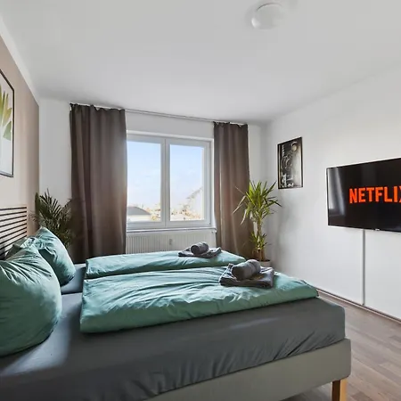 Larooms Merseburg - Apartment Np21 - 2 Zimmer - 4 Betten - Waschmaschine - Parkplatz - Balkon Lejlighed