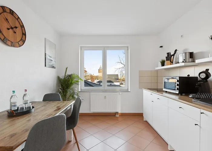 Larooms - Np21 - 2 - 4 Betten - Waschmaschine - Parkplatz - Balkon Apartmán Merseburg