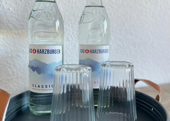 Larooms - Np21 - 2 - 4 Betten - Waschmaschine - Parkplatz - Balkon * Merseburg